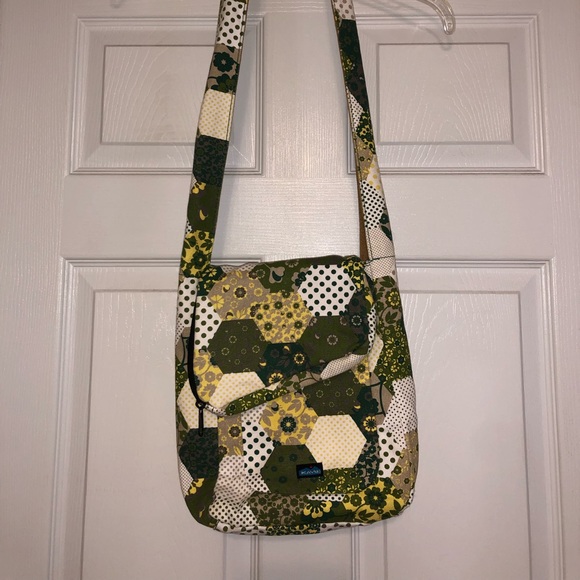 Kavu Handbags - Kavu Green Satchel